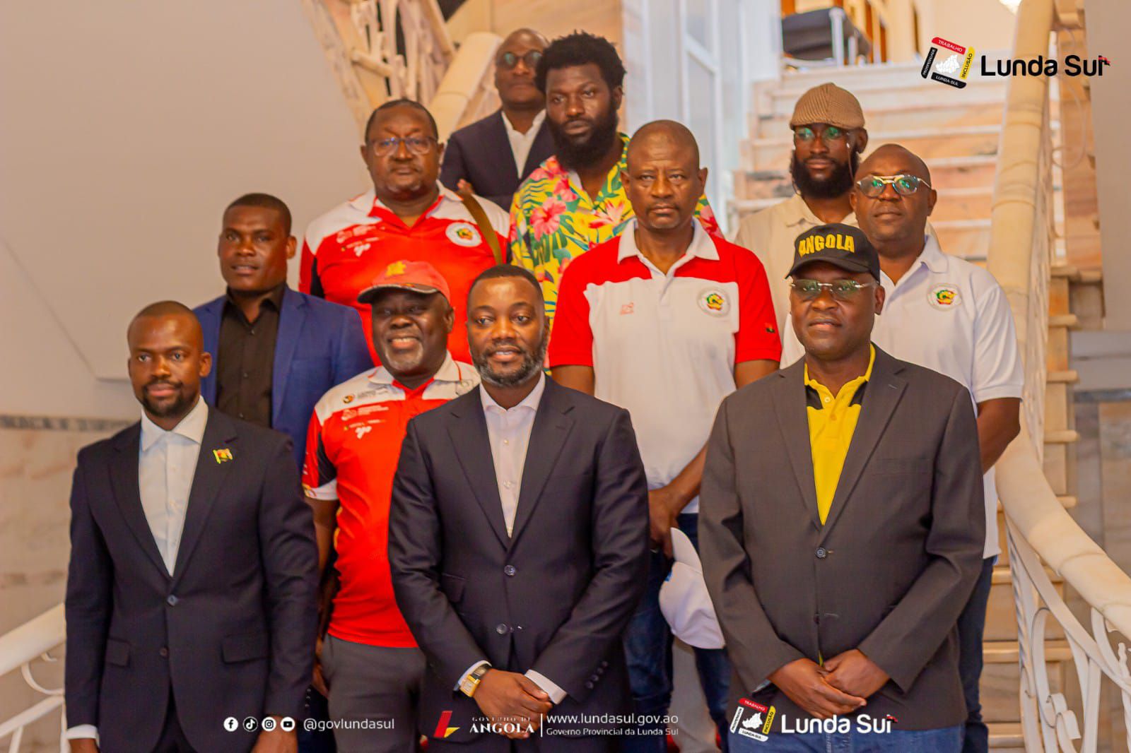 Odoo - Sample 3 for three columns