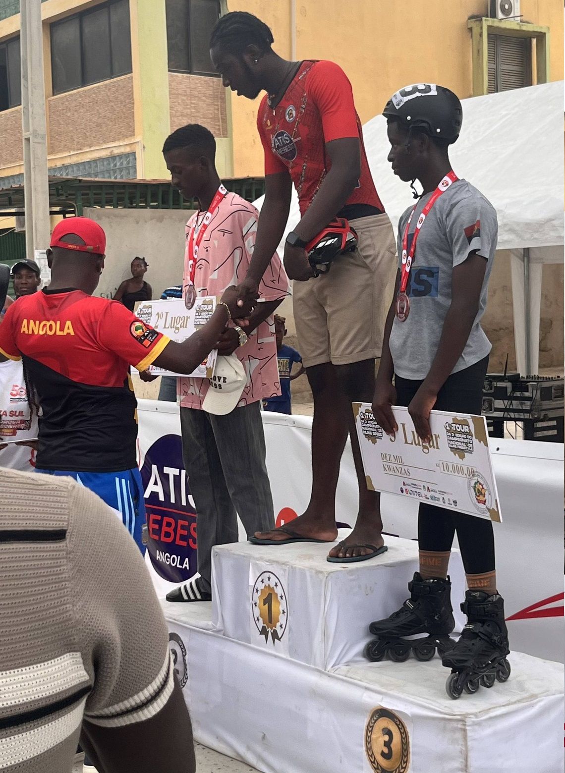 Odoo - Sample 1 for three columns