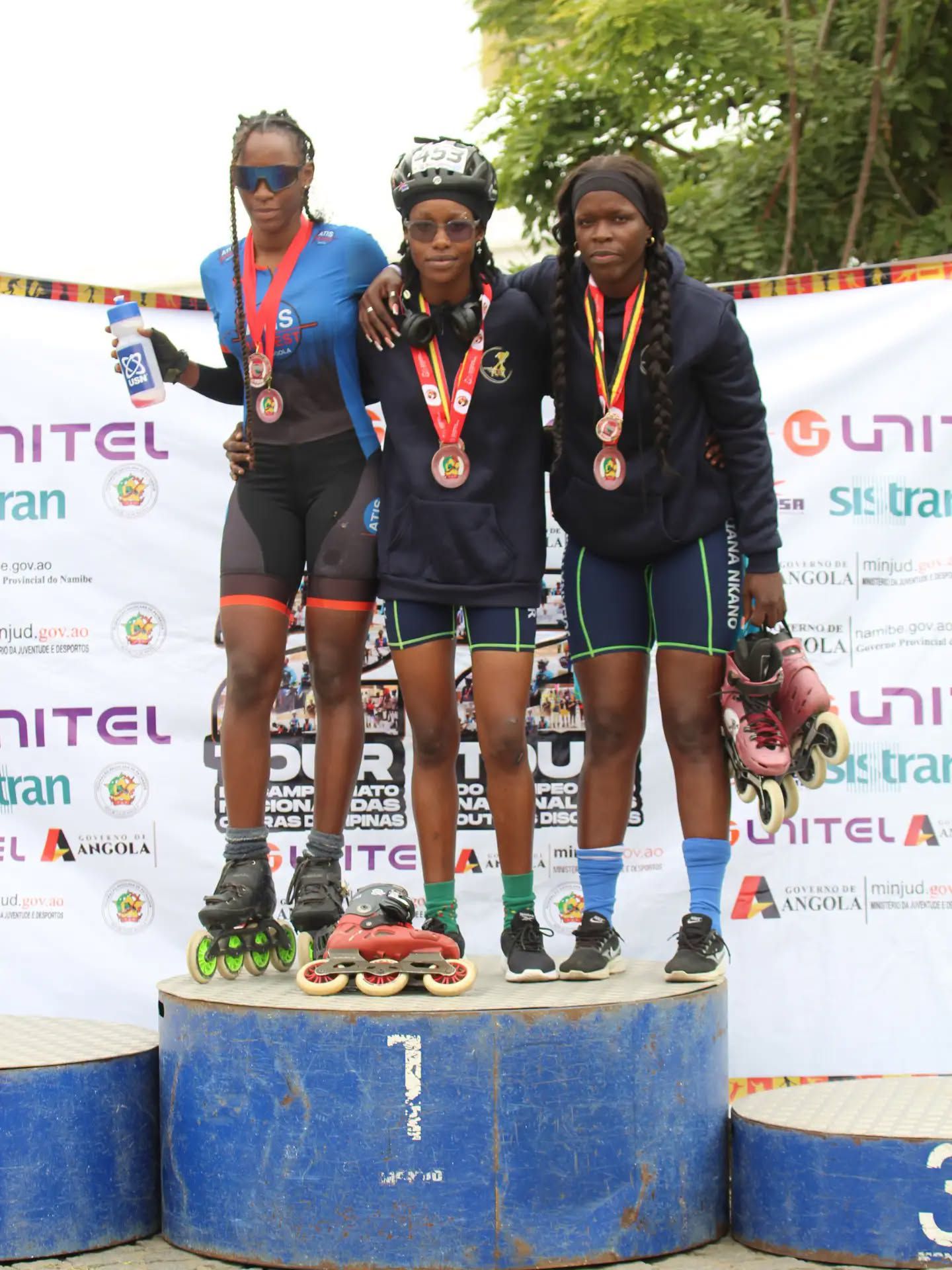 Odoo - Sample 1 for three columns
